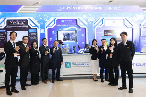 Tập đoàn TPGROUP tiên phong phụng sự - công nghệ kiến tạo thịnh vượng.